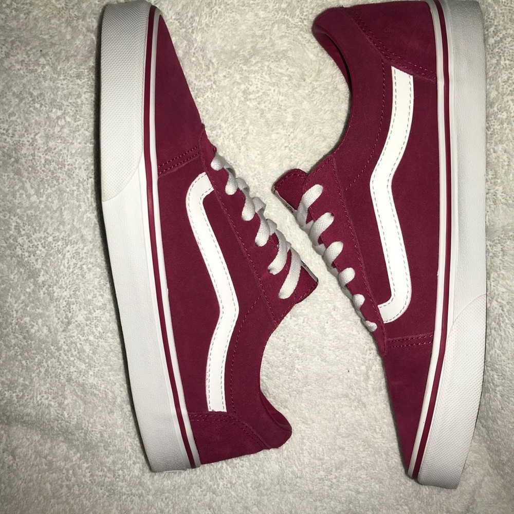 Vans - Picture 3 of 9
